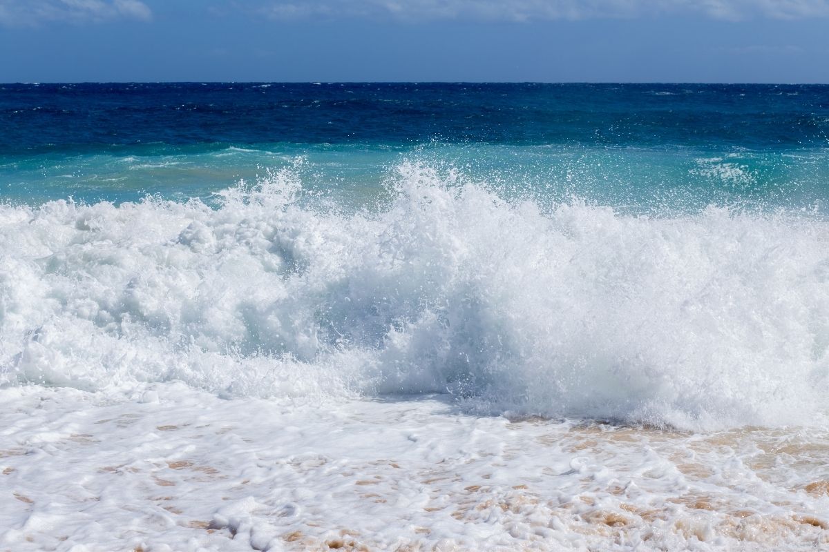 cosa fare in caso di mare agitato
