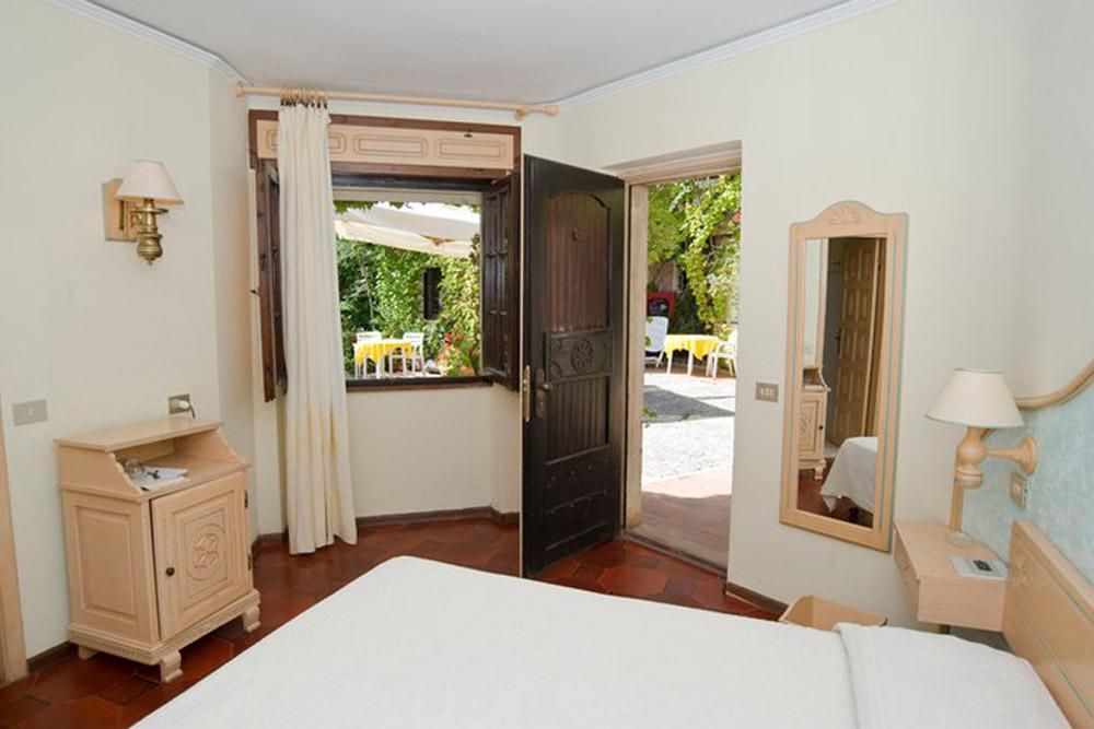 Hotel Costa Dorada Cala Gonone 12