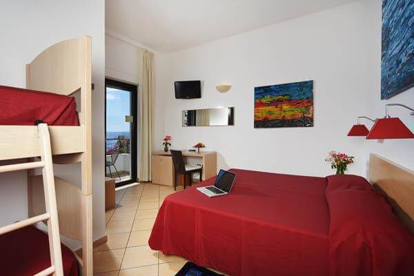 Hotel Cala Luna 21