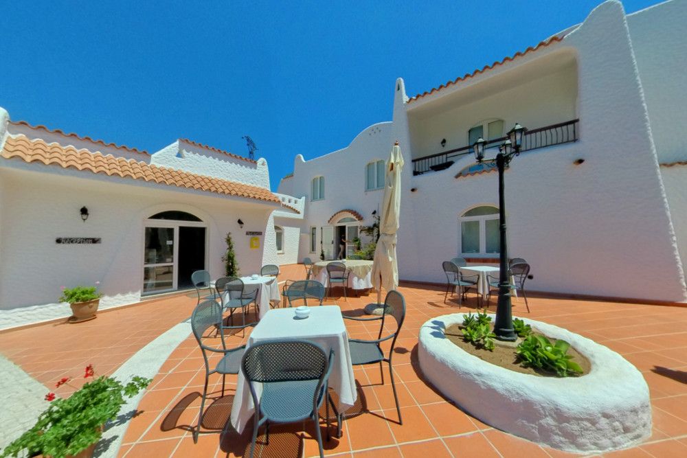 Hotel Villa Cedrino 6